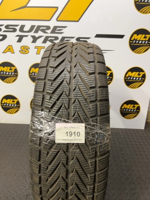 265/70 R16 112H Vredestein Wintrac 4 Xtreme 7.6mm (1910) part worn free fitting